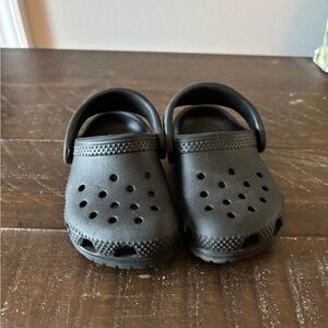 Toddler Crocs Size 4C